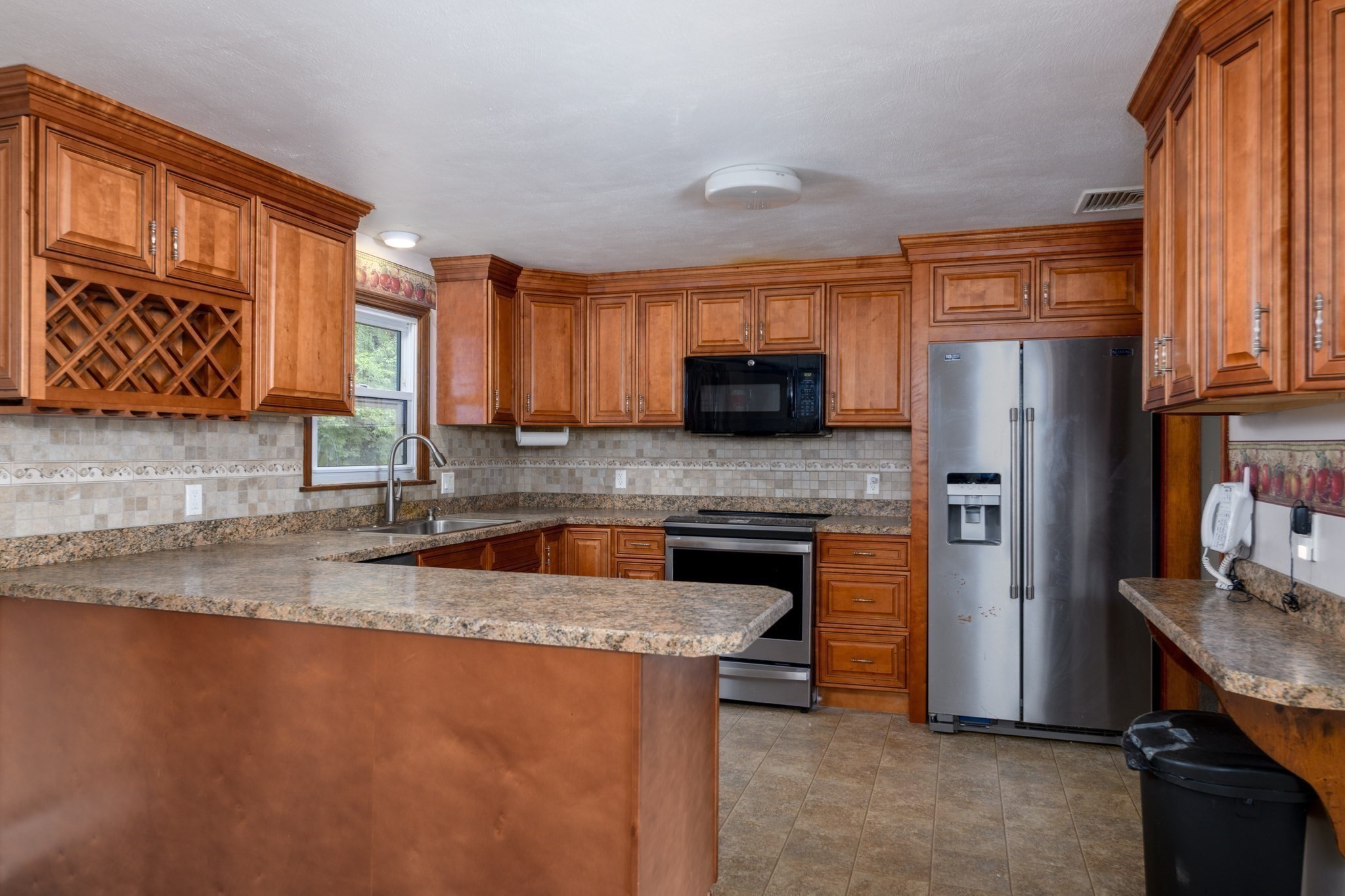 261 Brookfield Road Charlton, MA 01507 - Photo 6 of 26 Gallery Image 6