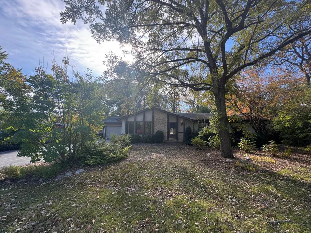 $264,900 | 9719 12th Place, Somers, WI 53144