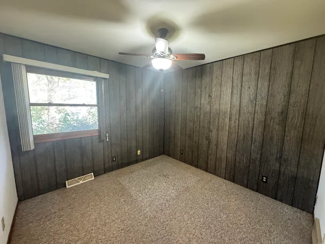 $264,900 | 9719 12th Place, Somers, WI 53144