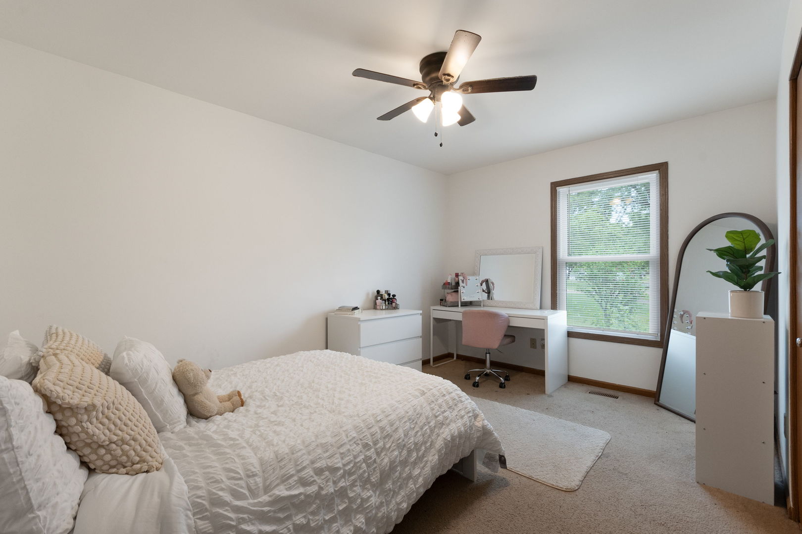 1935 Springhaven Court Montgomery, IL 60538 - Photo 17 of 29