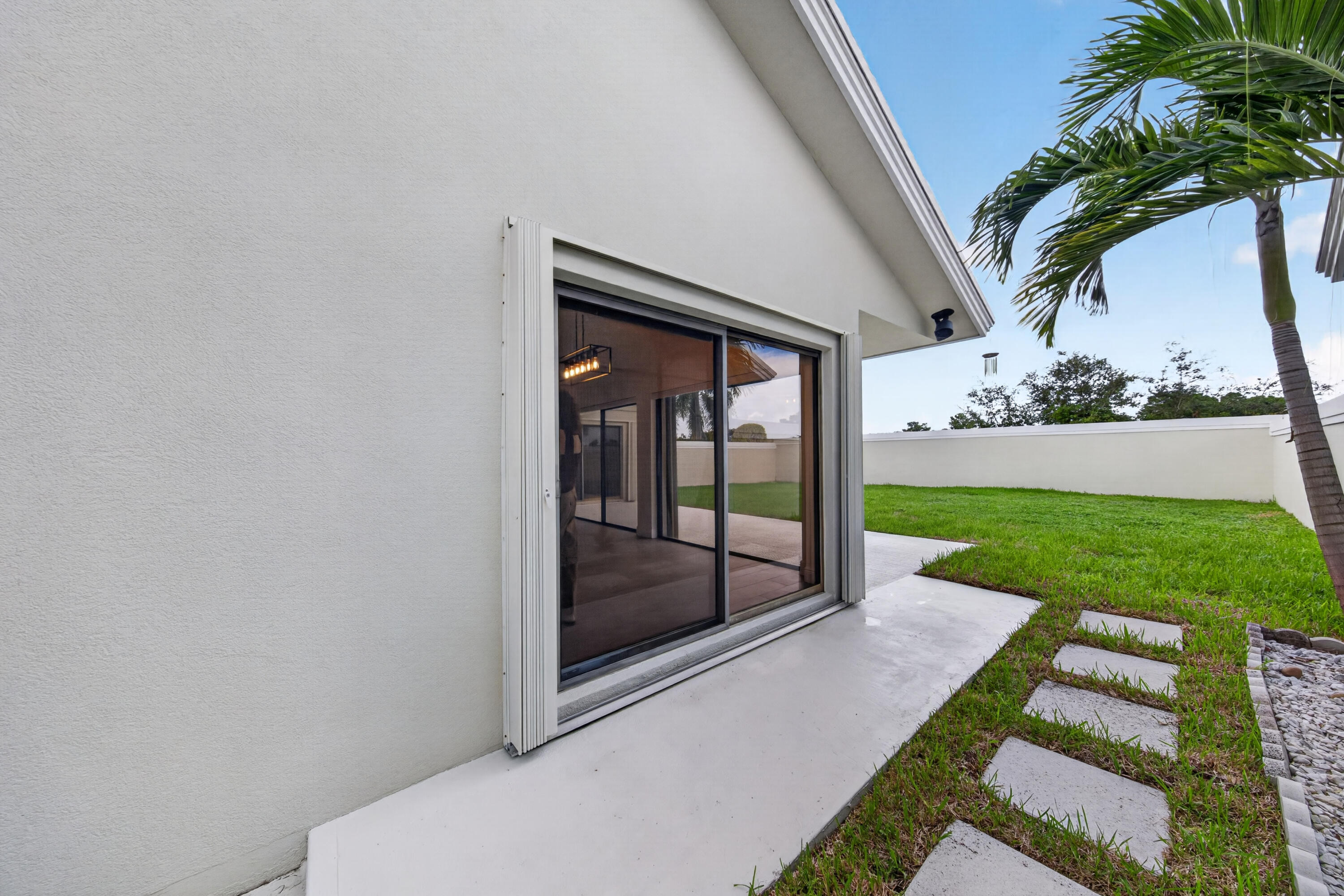 406 River Edge Road Jupiter, FL 33477 - Photo 6 of 68 sachs-16