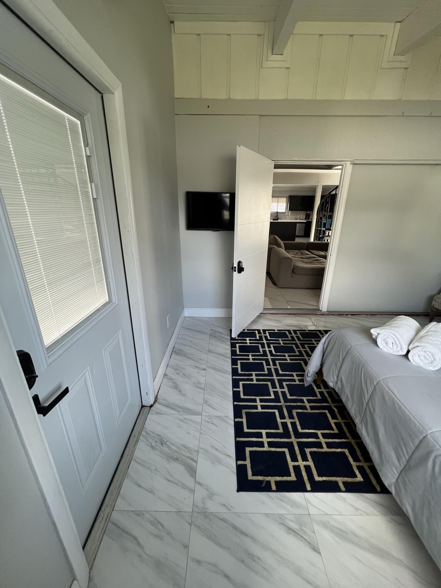 2465 Southridge Road Delray Beach, FL 33444 - Photo 25 of 65 D2599CA8-40D6-4B02-AFCD-07E50566148E