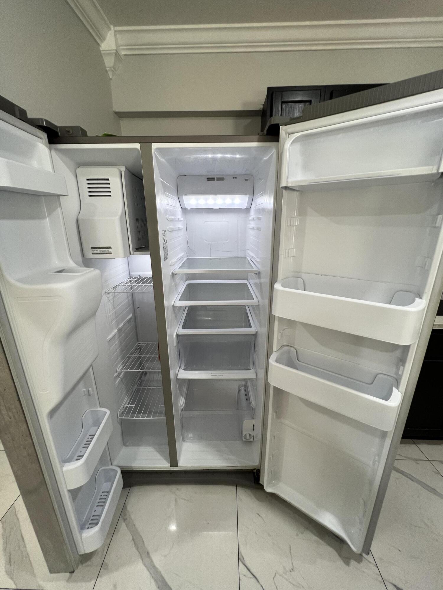 2465 Southridge Road Delray Beach, FL 33444 - Photo 40 of 65 F6D29287-0090-425E-9198-30AABCC5FA26