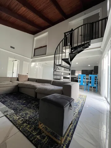 $3,995 | 2465 Southridge Road, Delray Beach, FL 33444