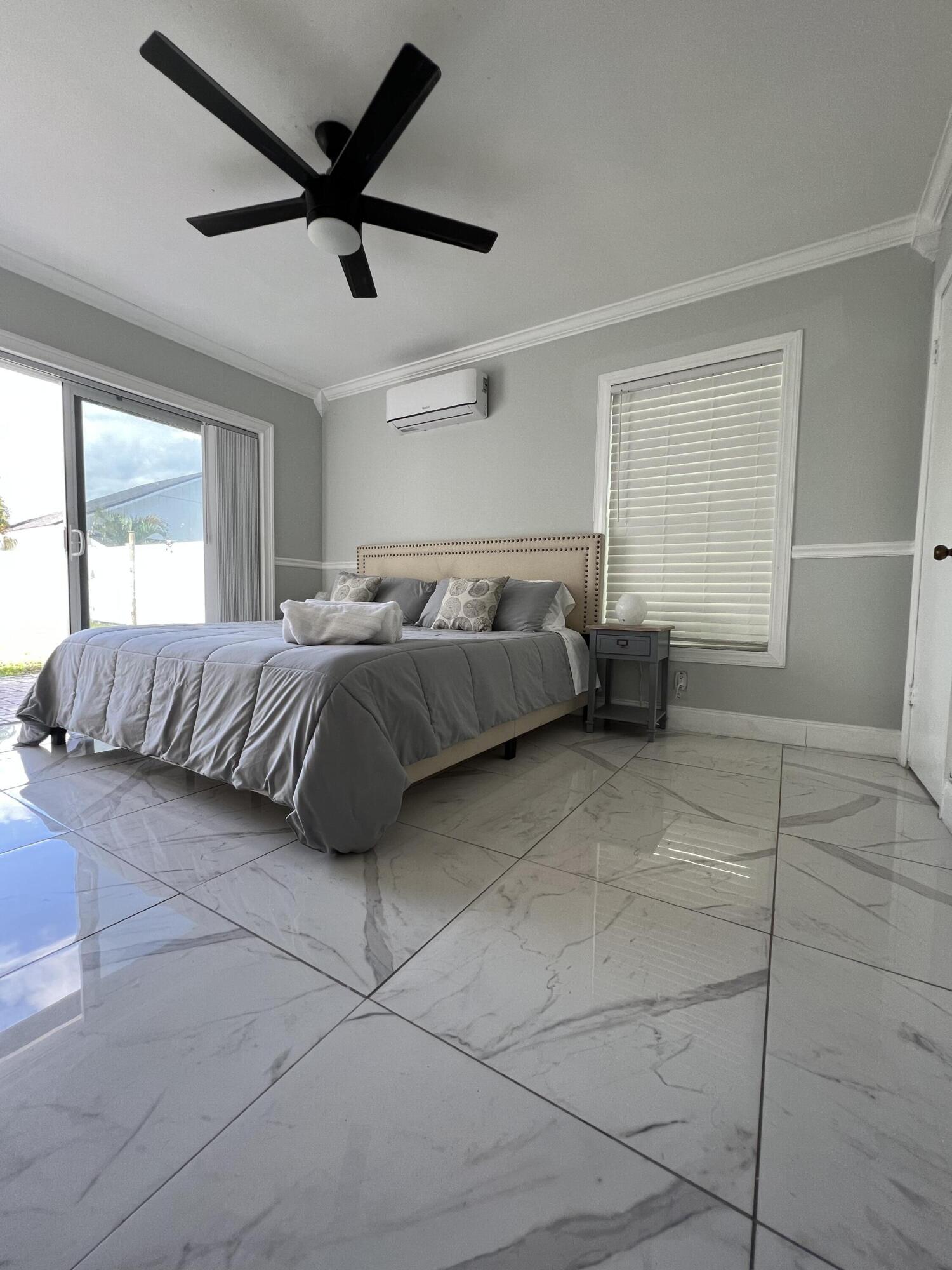 2465 Southridge Road Delray Beach, FL 33444 - Photo 10 of 65 9E49ADFD-E805-4FEF-8E10-3BD04E9EEDDF