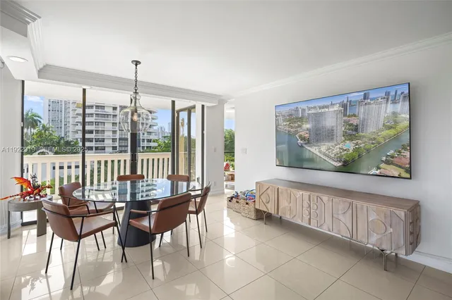 a view of a furniture window and outside view