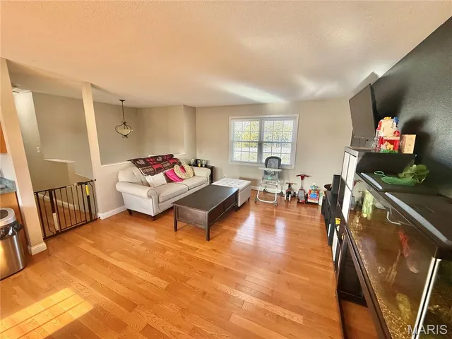 $289,900 | 6144 State Highway 32, Farmington, MO 63640