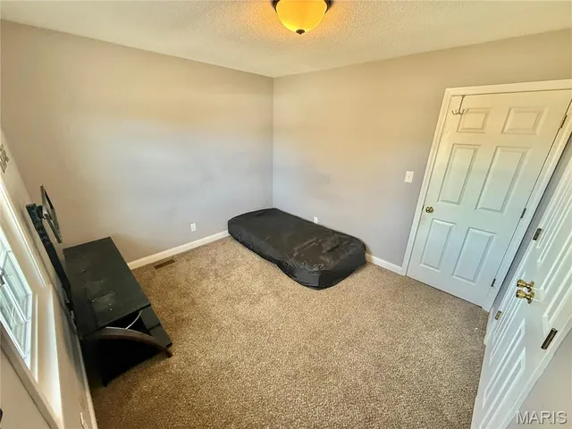 $289,900 | 6144 State Highway 32, Farmington, MO 63640