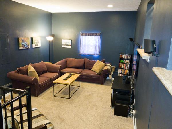 3104 Country Way Road Antioch, TN 37013 - Photo 7 of 11 a living room with furniture and a flat screen tv
