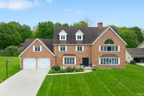 $639,900 | 17470 Skyline Drive, South Bend, IN 46614