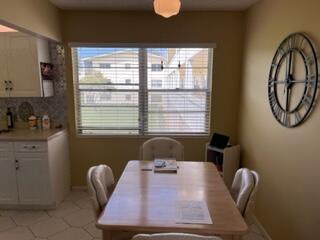 354 Dorset I Boca Raton, FL 33434 - Photo 4 of 20 IMG_4711