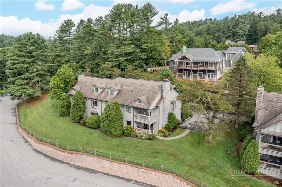 234 Stringfellow Lane, Unit 4 Blowing Rock, NC 28605 - Photo 2 of 40