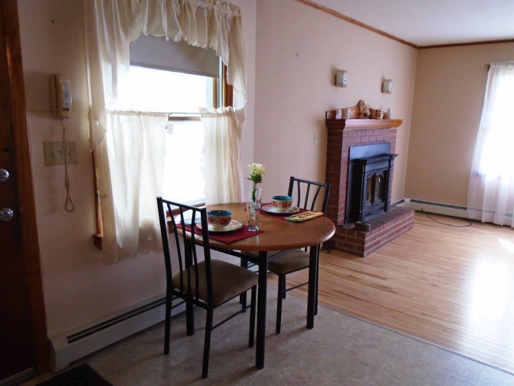 45 River Road Benton, ME 04901 - Photo 10 of 25 Dining Area