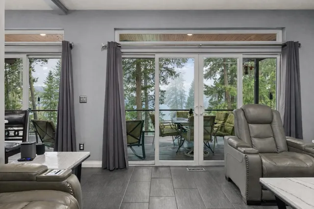 $899,000 | 12808 North North Park Street, Newman Lake, WA 99025