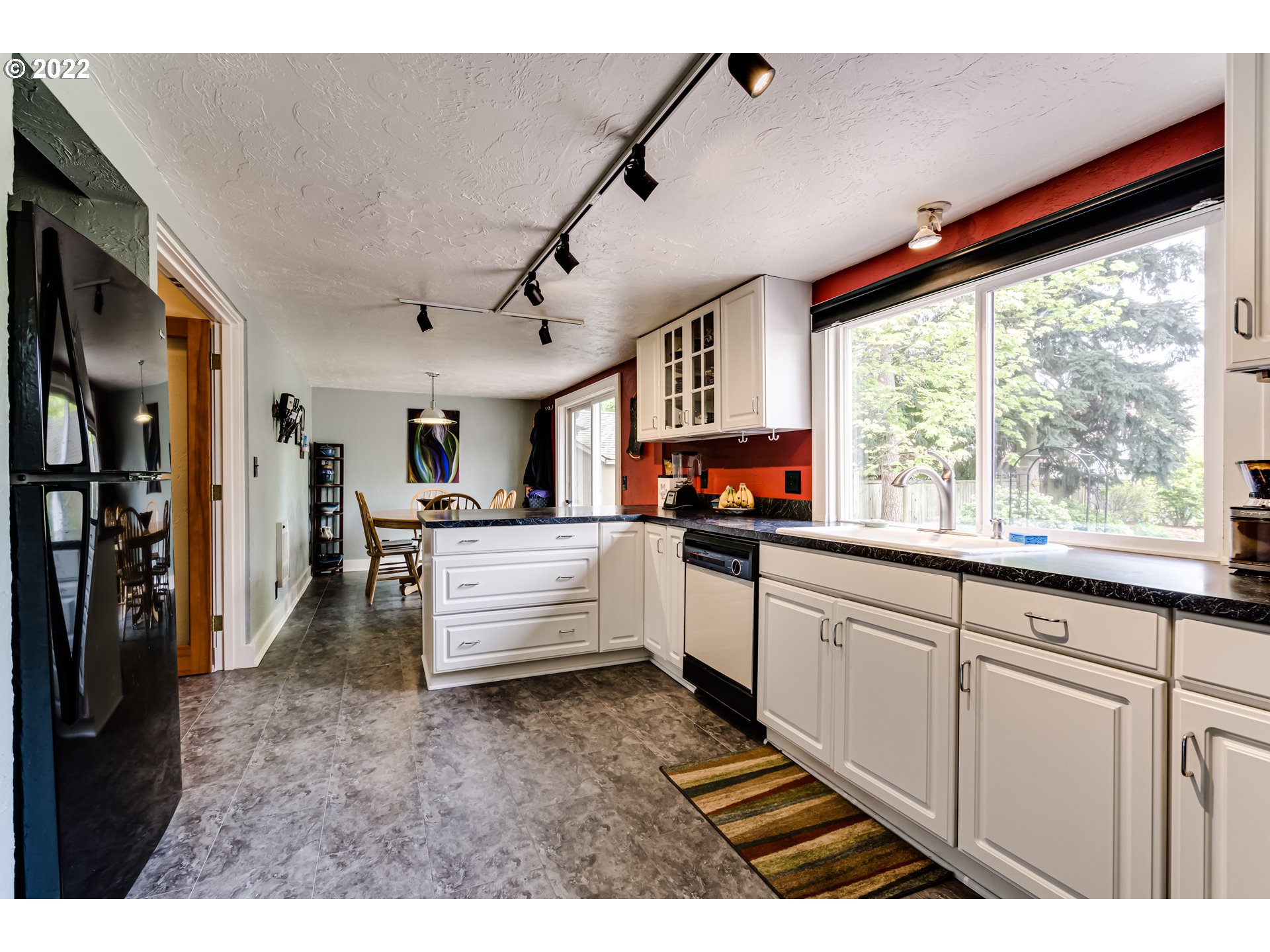 1620 River Road Eugene, OR 97404 - Photo 20 of 32 Gallery Image 20