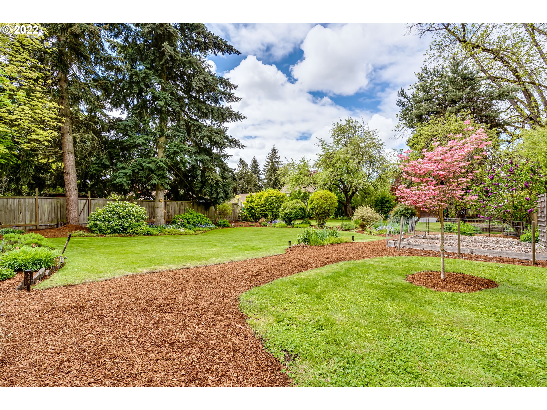 1620 River Road Eugene, OR 97404 - Photo 26 of 32 Gallery Image 26