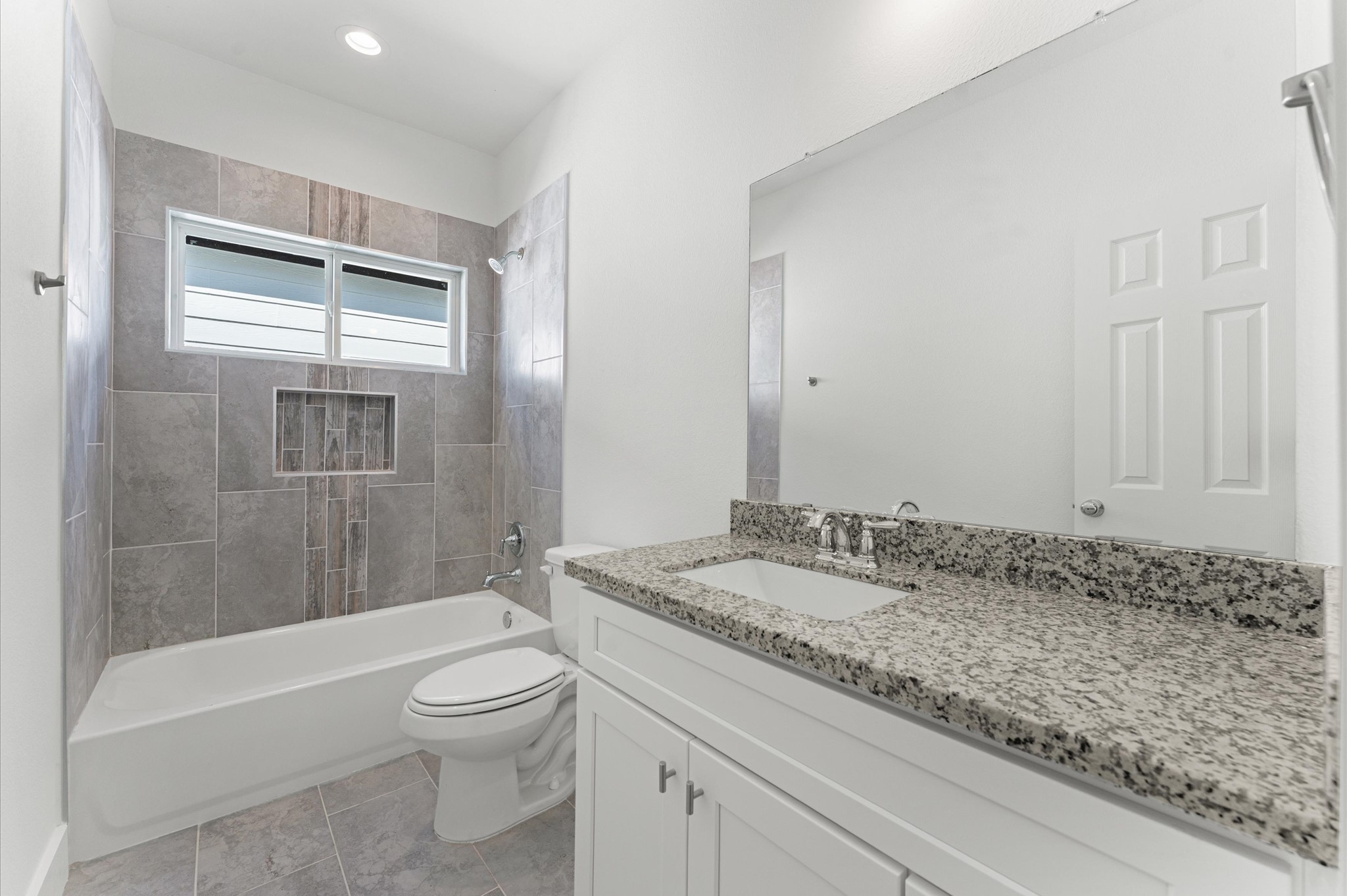6402 Pregonero Lane Houston, TX 77048 - Photo 9 of 23 Photos are from another home completed with the same floor plan