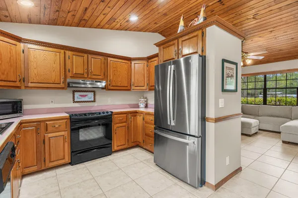 $525,000 | 13829 62nd Court North, West Palm Beach, FL 33412