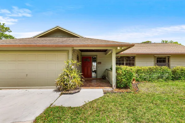 $525,000 | 13829 62nd Court North, West Palm Beach, FL 33412