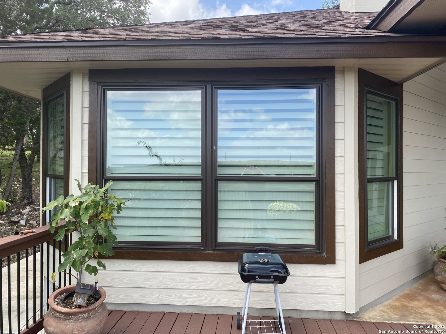 6527 Preakness Pass Bulverde, TX 78163 - Photo 8 of 22 a front view of a house with porch