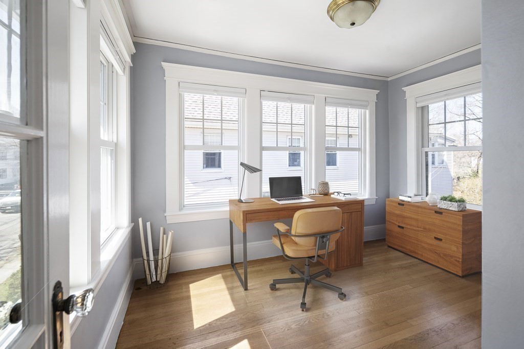 78 Chester Road Belmont, MA 02478 - Photo 4 of 30 Gallery Image 4