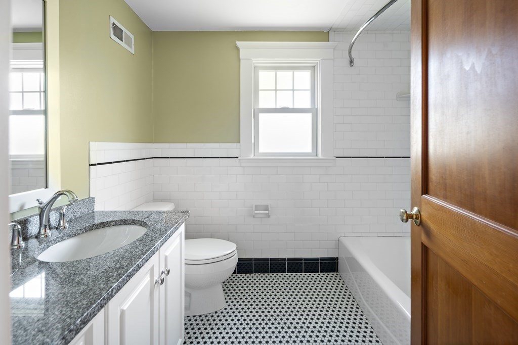 78 Chester Road Belmont, MA 02478 - Photo 10 of 30 Gallery Image 10