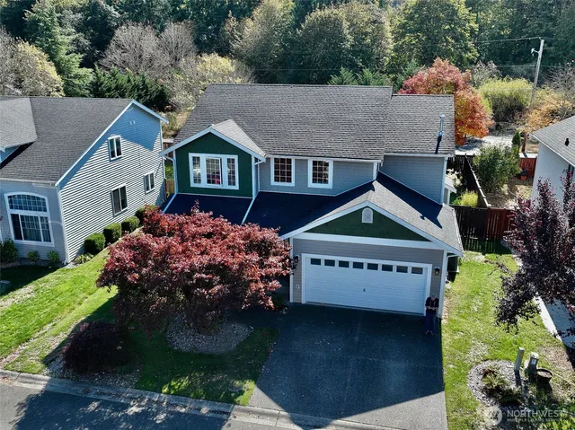 a view of a house with garden