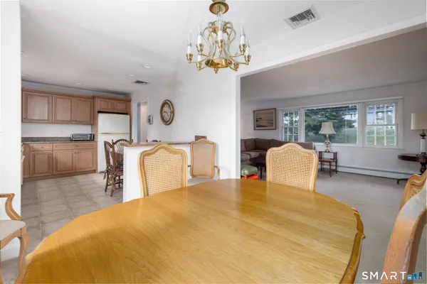 $549,900 | 100 Oakridge Road, Trumbull, CT 06611