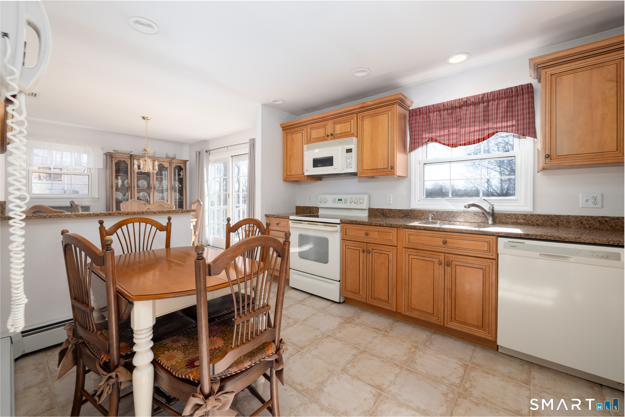 100 Oakridge Road Trumbull, CT 06611 - Photo 19 of 36