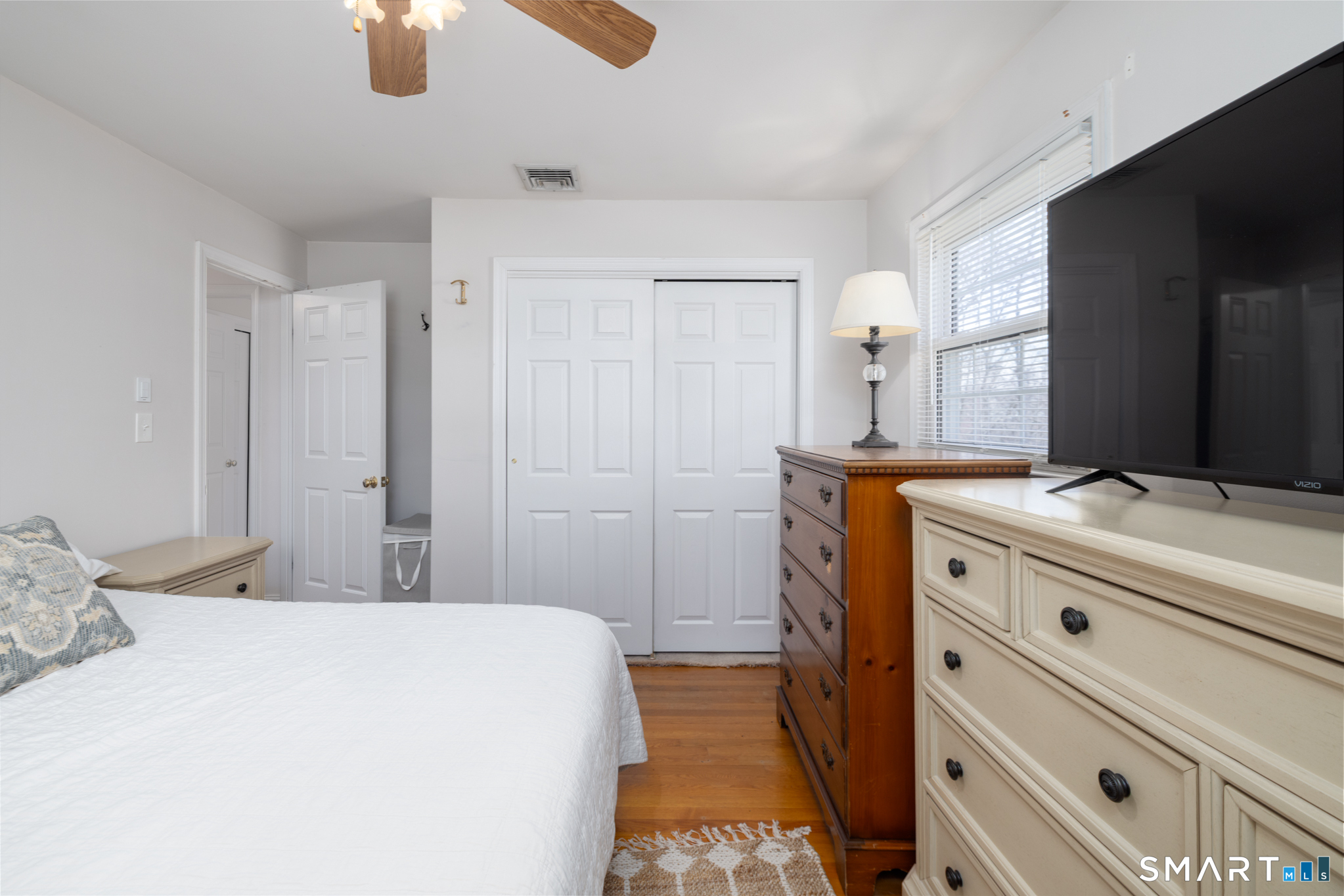 100 Oakridge Road Trumbull, CT 06611 - Photo 26 of 36