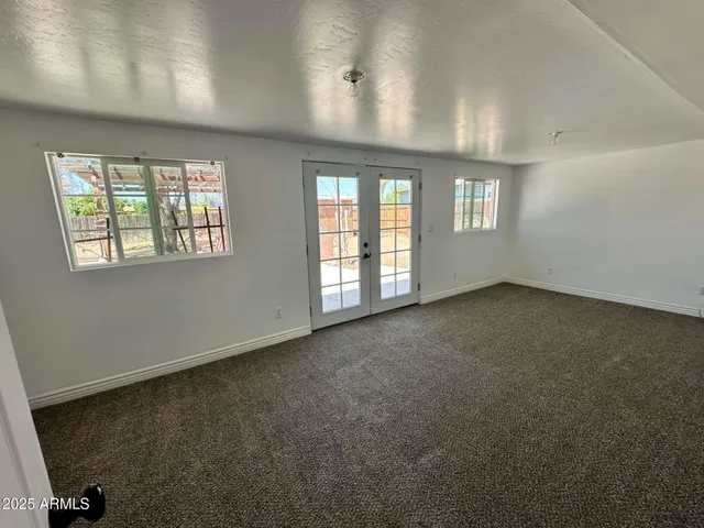 $1,750 | 316 North 84th Place, Mesa, AZ 85207