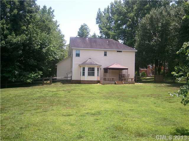 7008 Rothmore View Court Charlotte, NC 28215 - Photo 14 of 15 Gallery Image 14