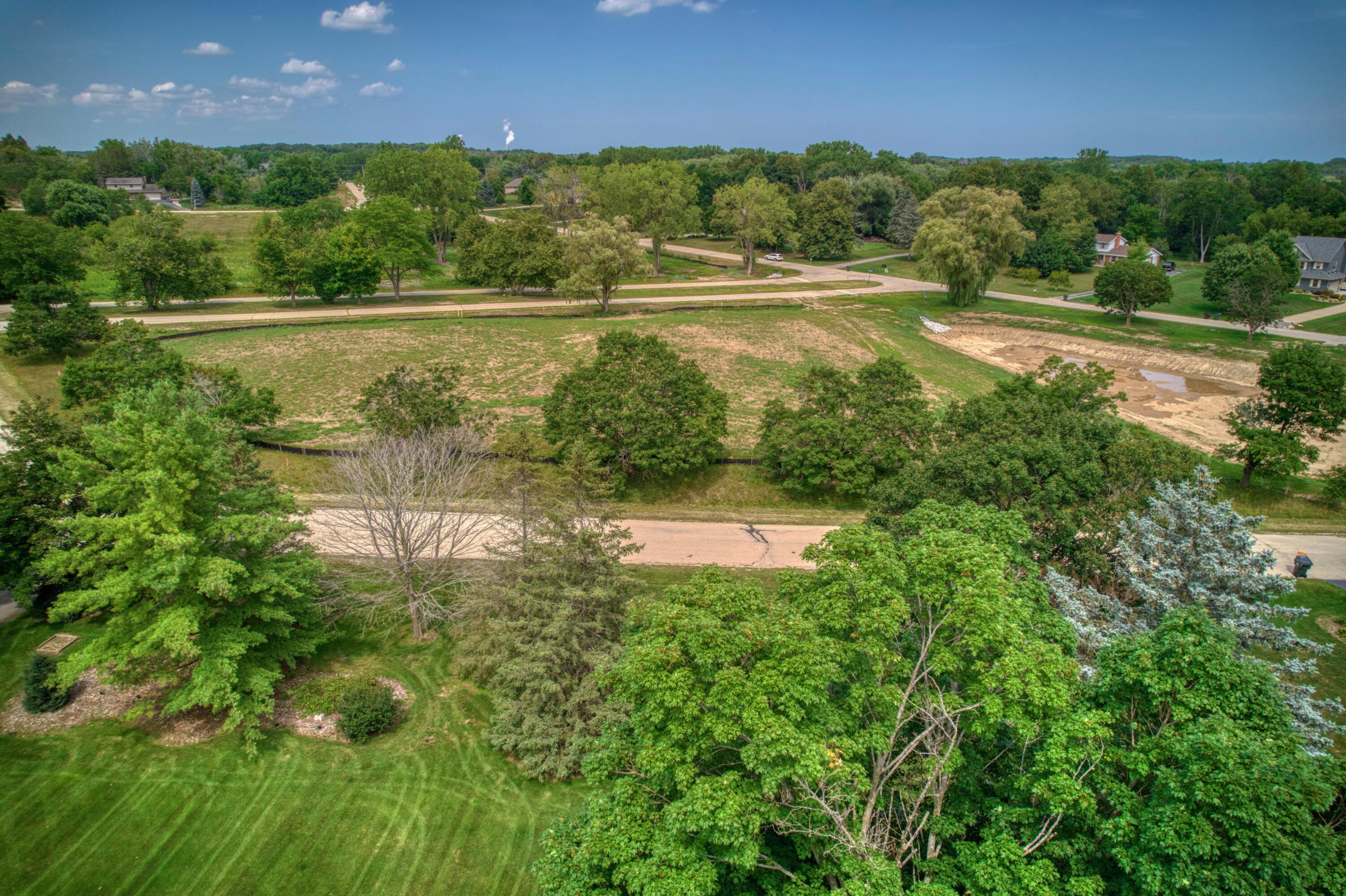 5660 4 Mile Road Caledonia, WI 53402 - Photo 11 of 12 Bluffside 10