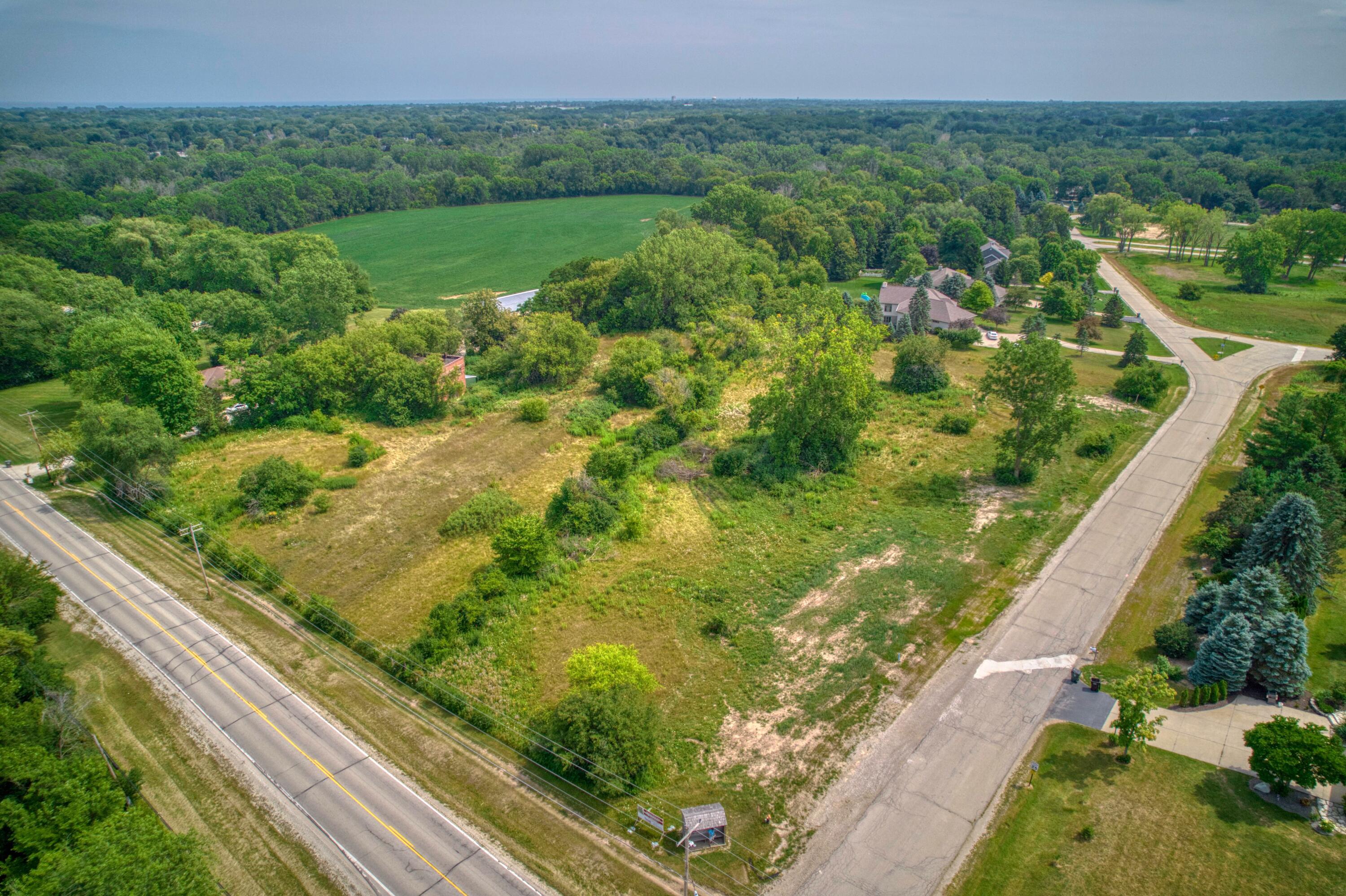 5660 4 Mile Road Caledonia, WI 53402 - Photo 12 of 12 Bluffside 12