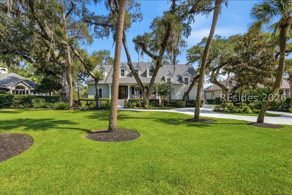 $2,695,000 | 7 Peninsula Drive, Hilton Head Island, SC 29926