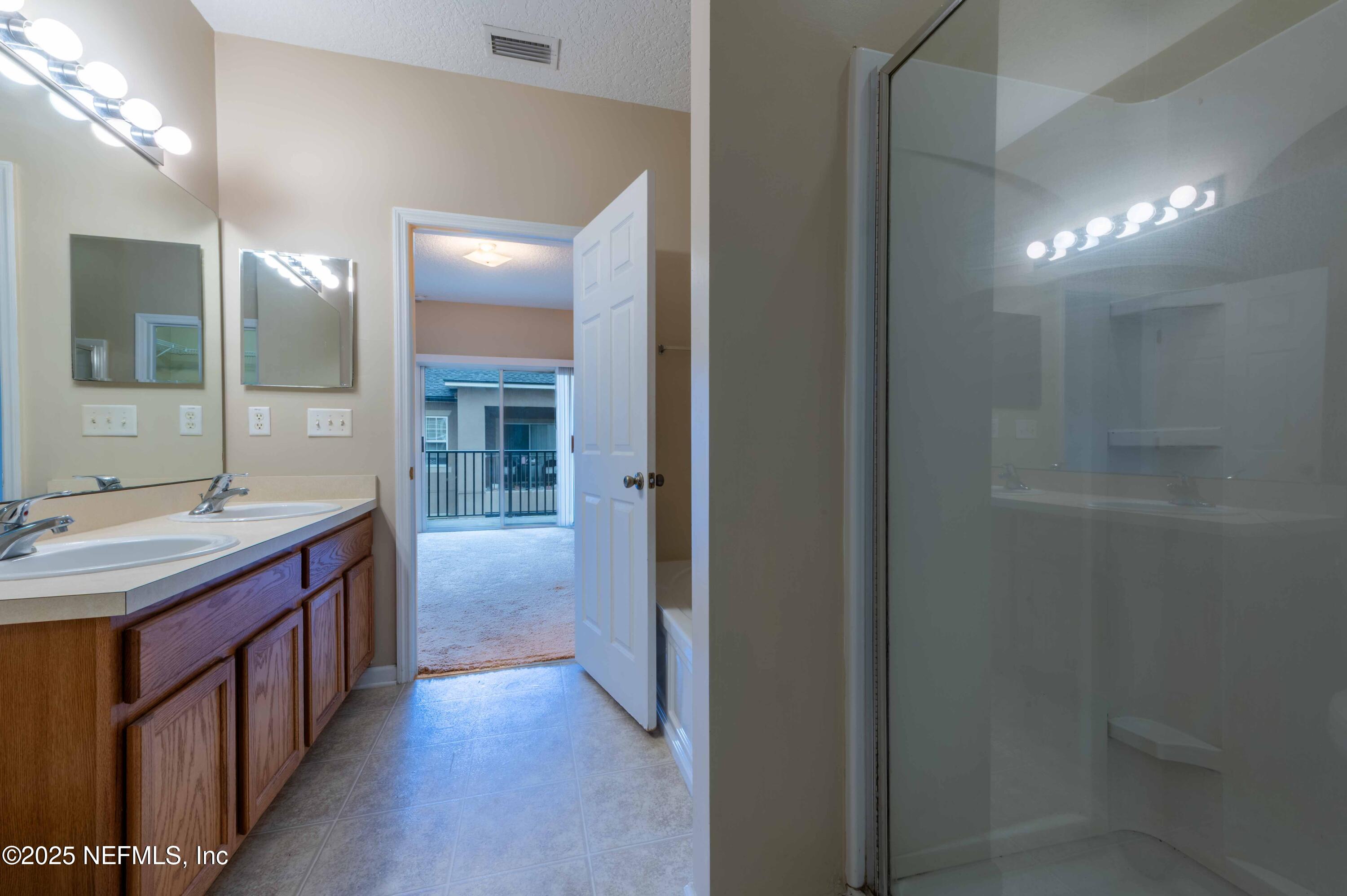 12301 Kernan Forest Boulevard, Unit 2502 Jacksonville, FL 32225 - Photo 17 of 48 2025_10_09 12301 Kernan Forest Blvd unit