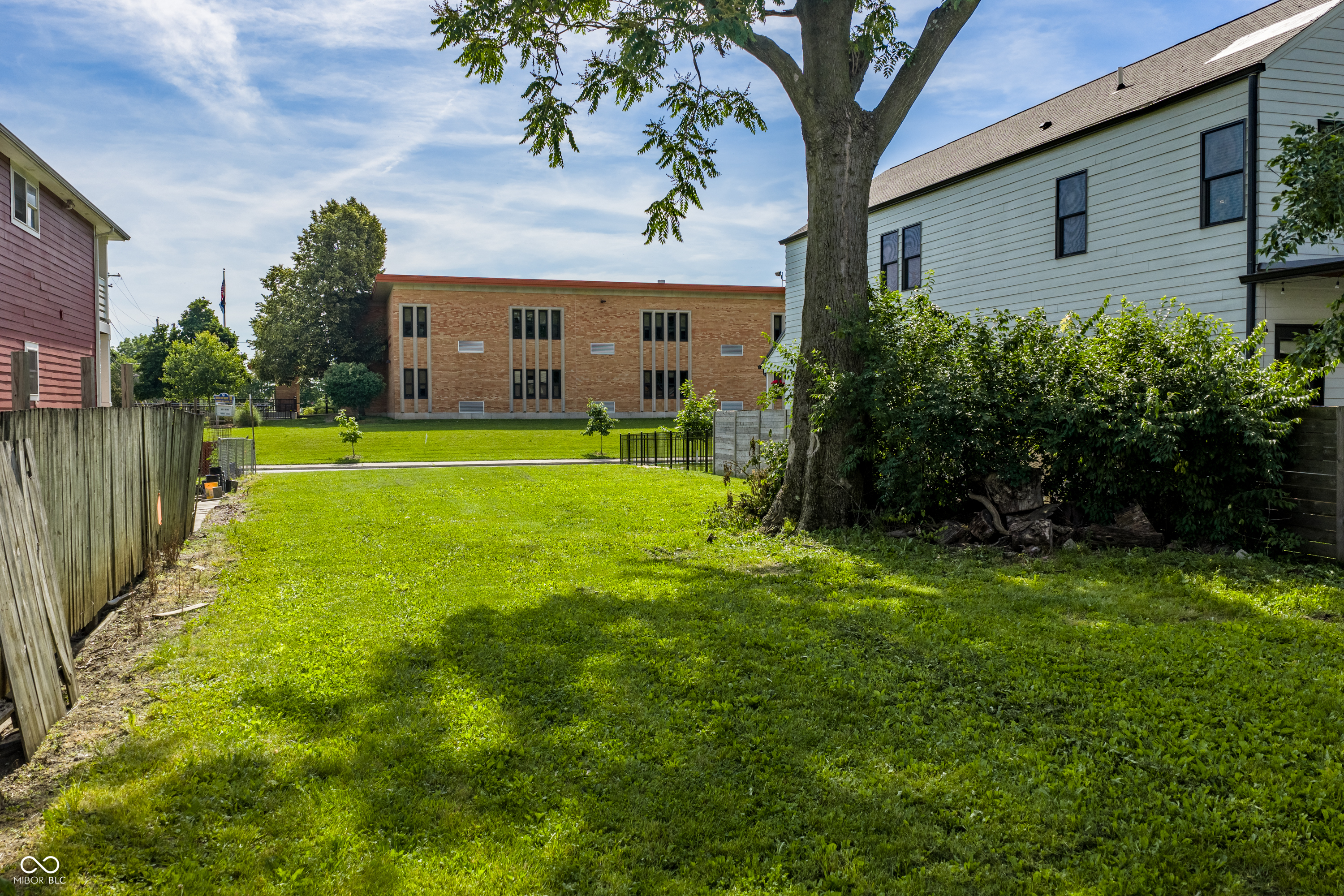 1824 Ruckle Street Indianapolis, IN 46202 - Photo 5 of 15