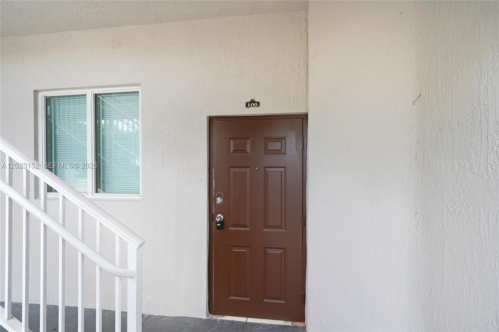 2524 Southeast 16th Road, Unit 100 Homestead, FL 33035 - Photo 3 of 31