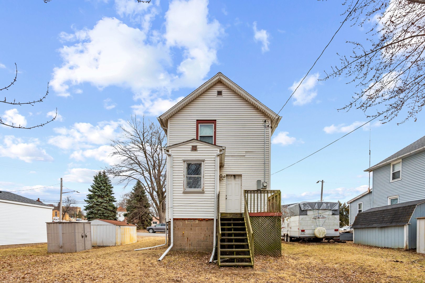 217 12th Street East Moline, IL 61244 - Photo 2 of 19