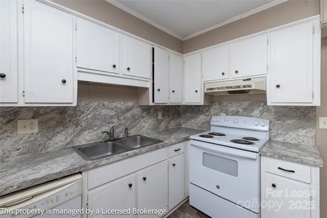 $975 | 132 Brentwood Drive, Troy, NC 27371