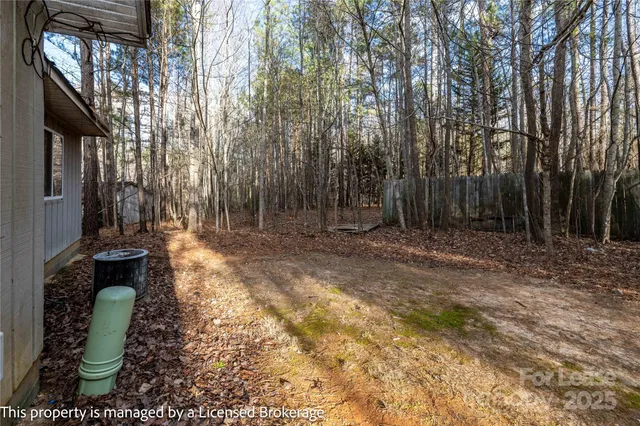 $975 | 132 Brentwood Drive, Troy, NC 27371