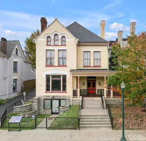 $312,000 | 275 South Limestone, Unit 310, Lexington, KY 40508