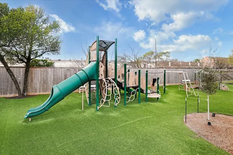 $1,425,000 | 6143 Chevy Chase Drive, Houston, TX 77057