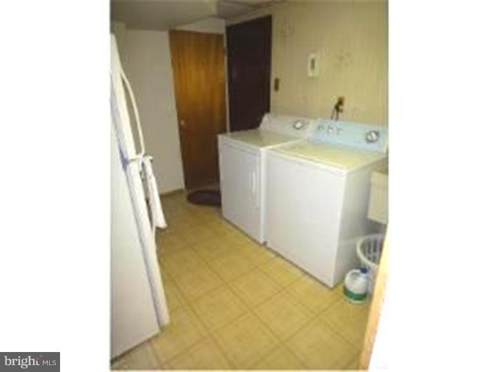 212 Wickley Road Philadelphia, PA 19154 - Photo 14 of 16 Gallery Image 14