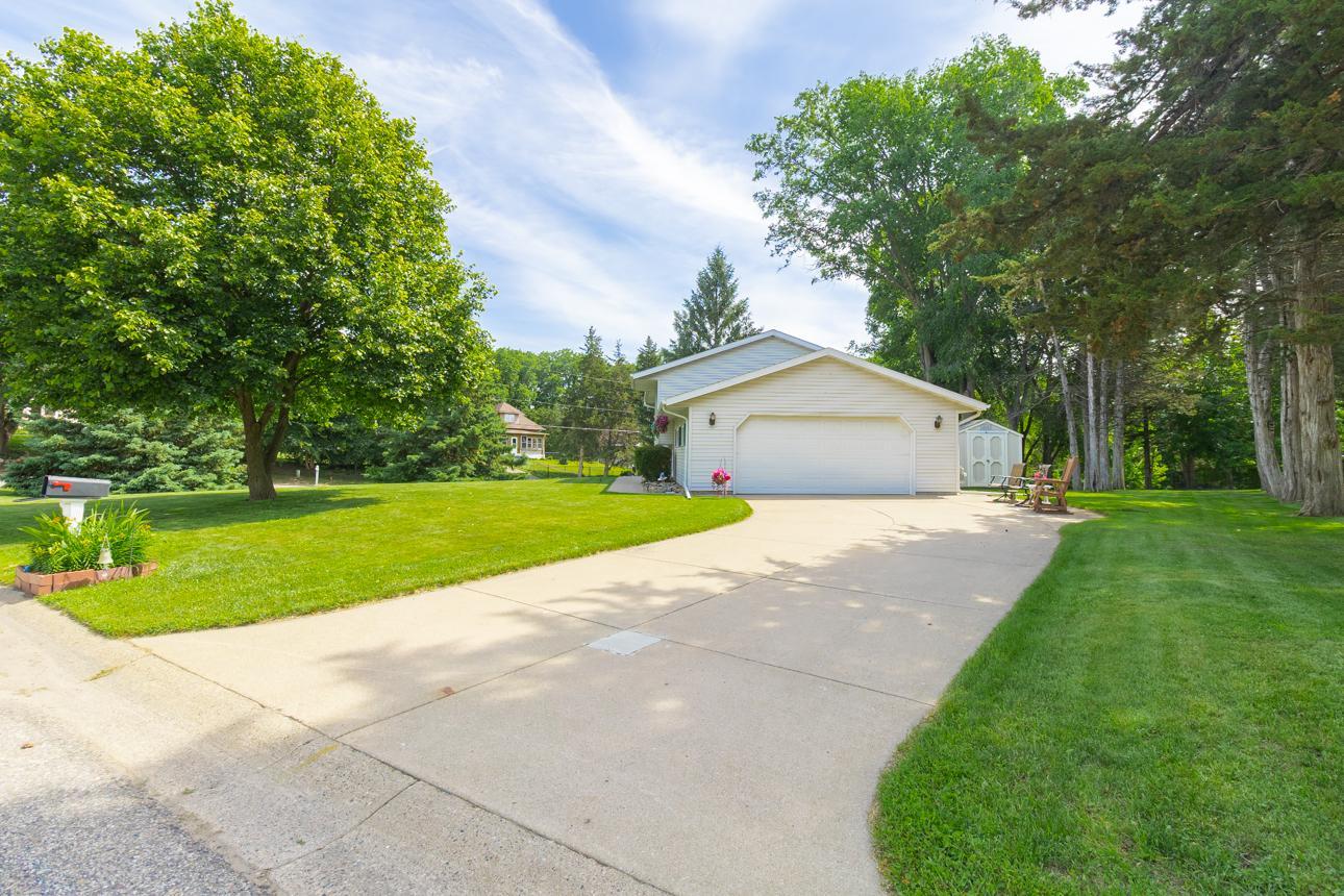 101 Marlane Circle Jordan, MN 55352 - Photo 2 of 33