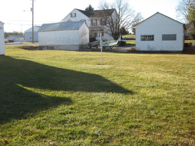 3231 Mauch Chunk Road Coplay, PA 18037 - Photo 8 of 16 Gallery Image 8