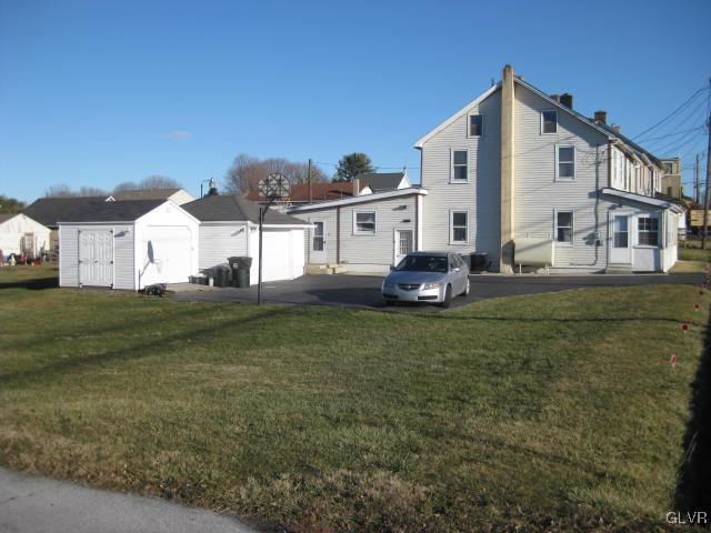 3231 Mauch Chunk Road Coplay, PA 18037 - Photo 9 of 16 Gallery Image 9
