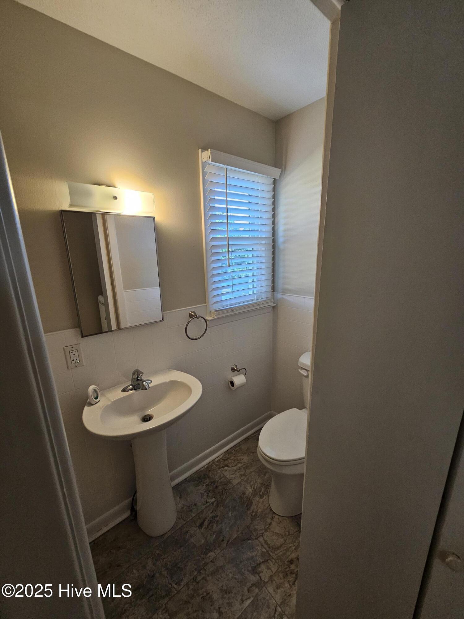 2015 Wilson Road Clinton, NC 28328 - Photo 10 of 15 20251017_150252