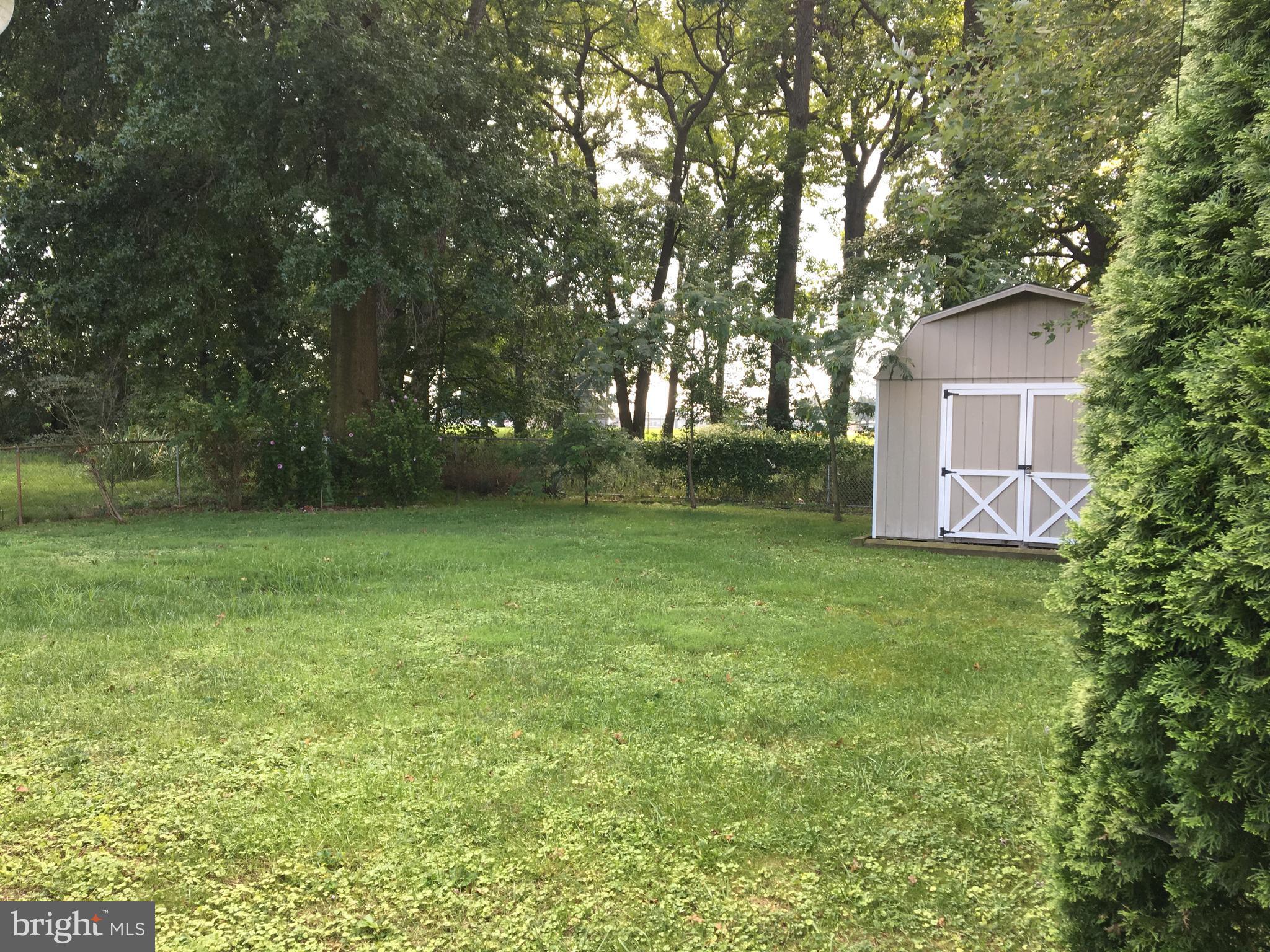 7647 Old Battle Grove Road Baltimore, MD 21222 - Photo 5 of 6 Exterior (Rear)