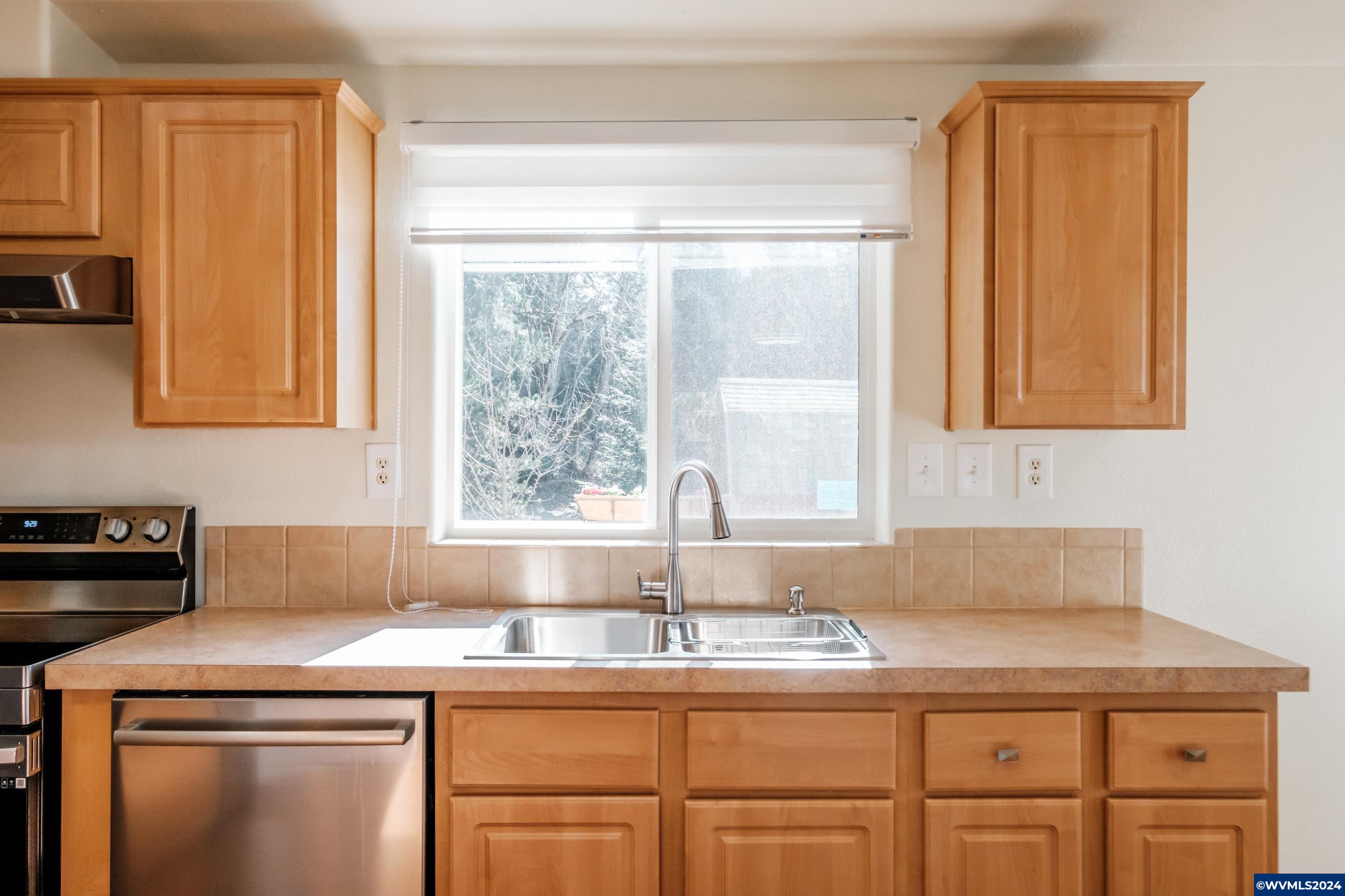 28670 Ridgeway Road Sweet Home, OR 97386 - Photo 15 of 39 Gallery Image 15